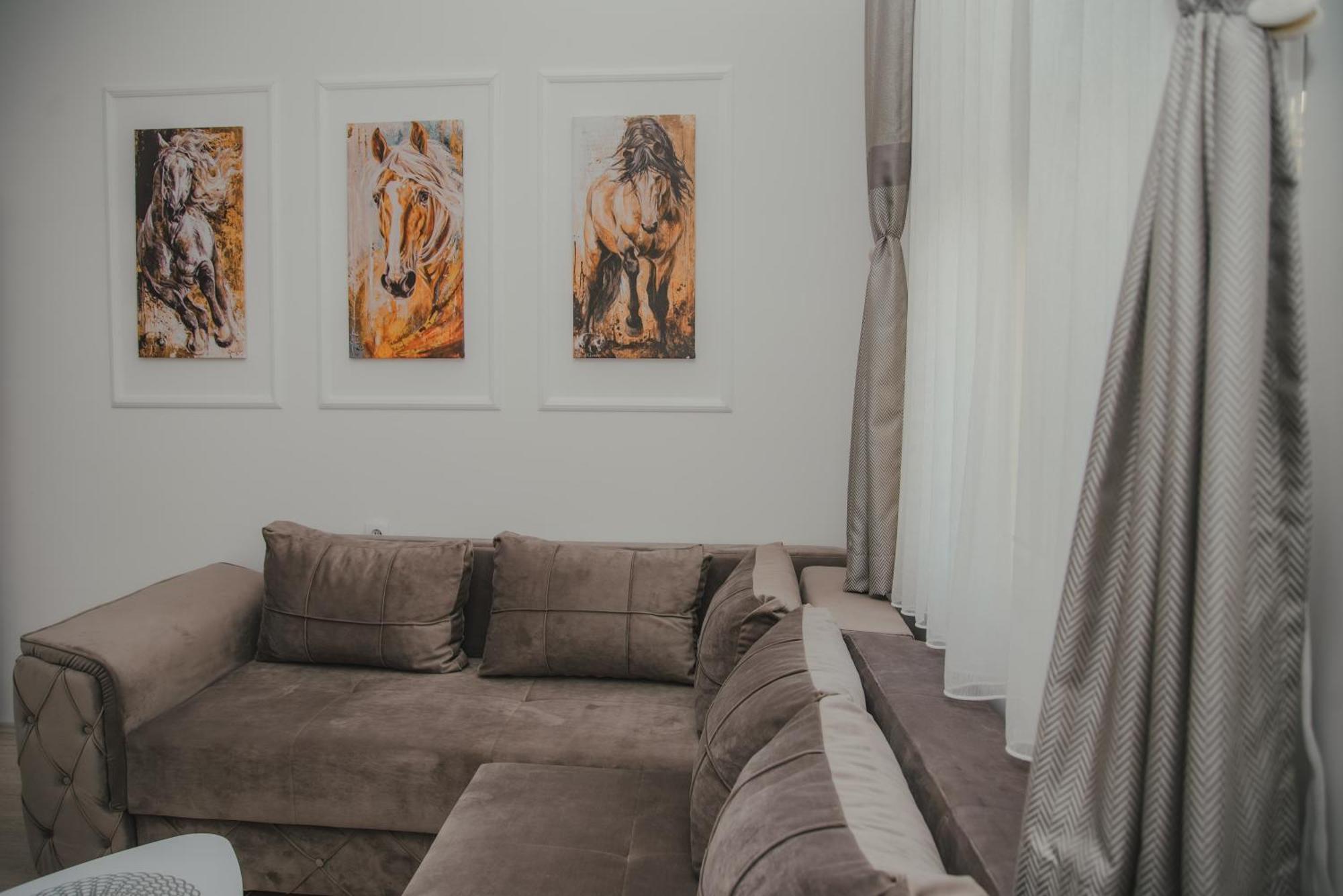 Jes Apartments 레스코바츠 외부 사진